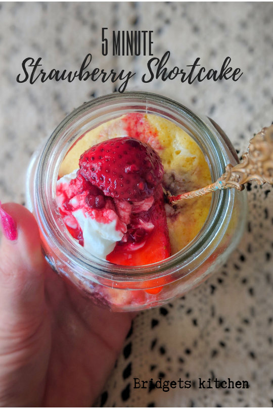 5-Minute Strawberry Shortcake