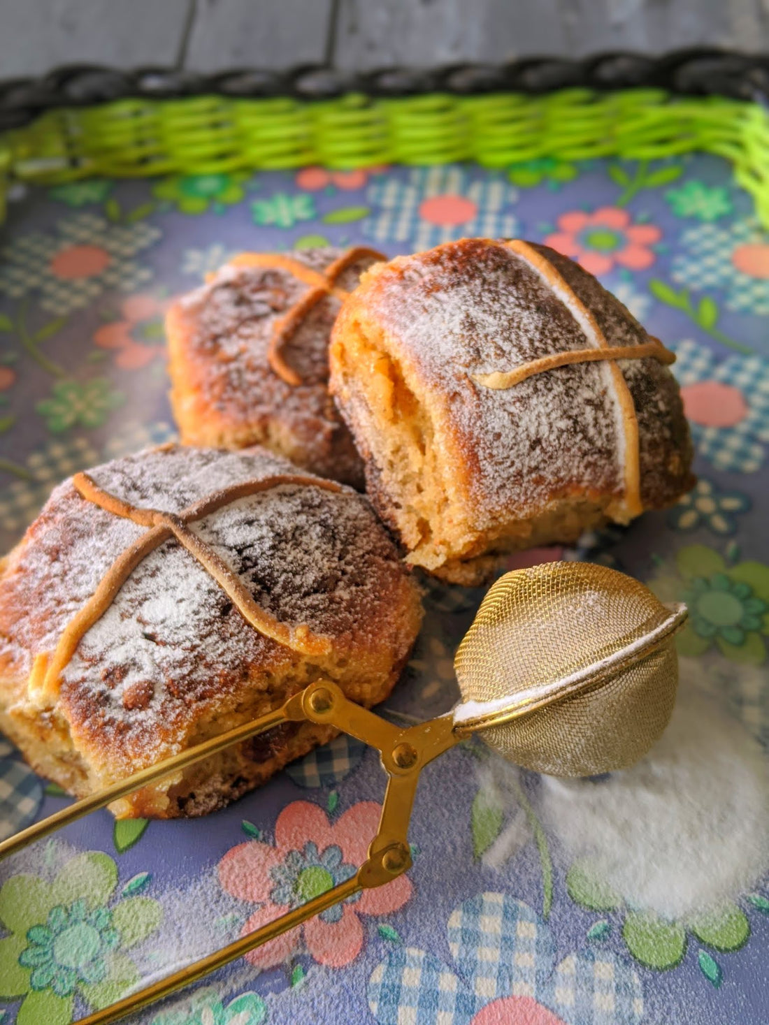 Hot Cross 'Prebiotic' Buns